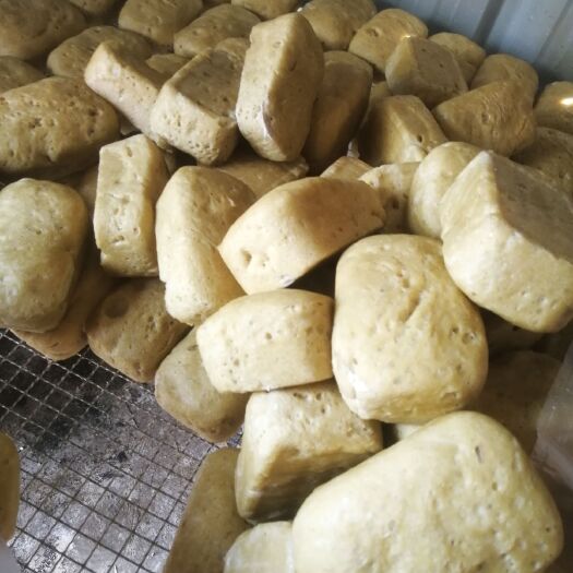 新乡烤麸干 纯生筋制作，不加面粉和豆腐渣，食用用途广！口感有嚼劲