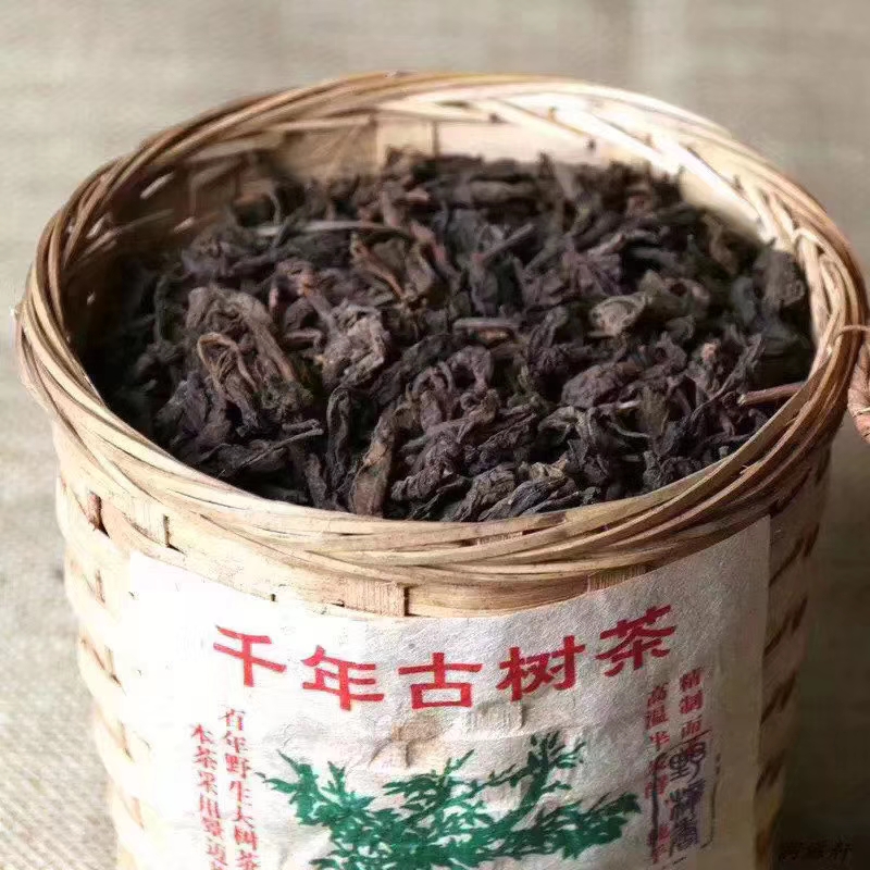 古树普洱茶 樟香熟普