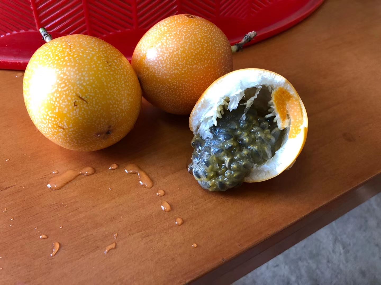 热情百香果苗 热情百香果