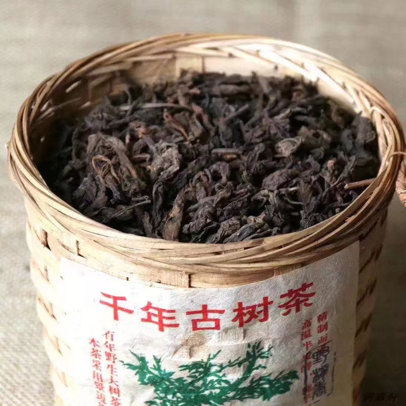 古树普洱茶 樟香熟普