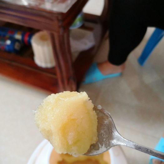 桂平市 鸭脚木蜜清热，补中，润燥，发汗解表，祛风除湿，健脾益肺等