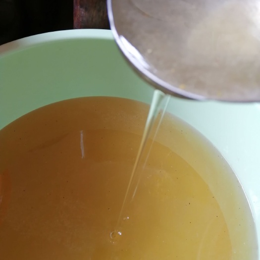松滋市土蜂蜜 口味纯正的百花蜜