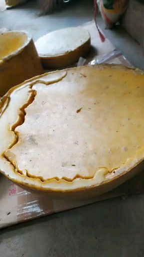 优质纯正四川农村蜂黄蜡，油菜花，果树、花蜂蜡，密蜡，黄蜡