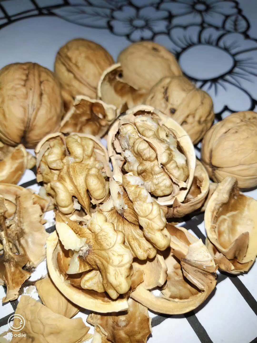 核桃，香玲核桃，黄龙核桃，黄龙香玲核桃，当年新核桃。
