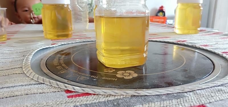 织金县 天然的土蜂蜜油菜蜜百花蜜可以嚼着吃2年100％42500