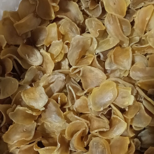镇巴县干土豆 红烧排骨，红烧牛肉的绝配，那就是土豆干果果，炒五花肉的干片