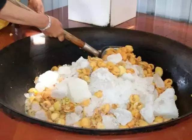 莆田 枇杷罐头   天然制作  易保存   天然绿色食品