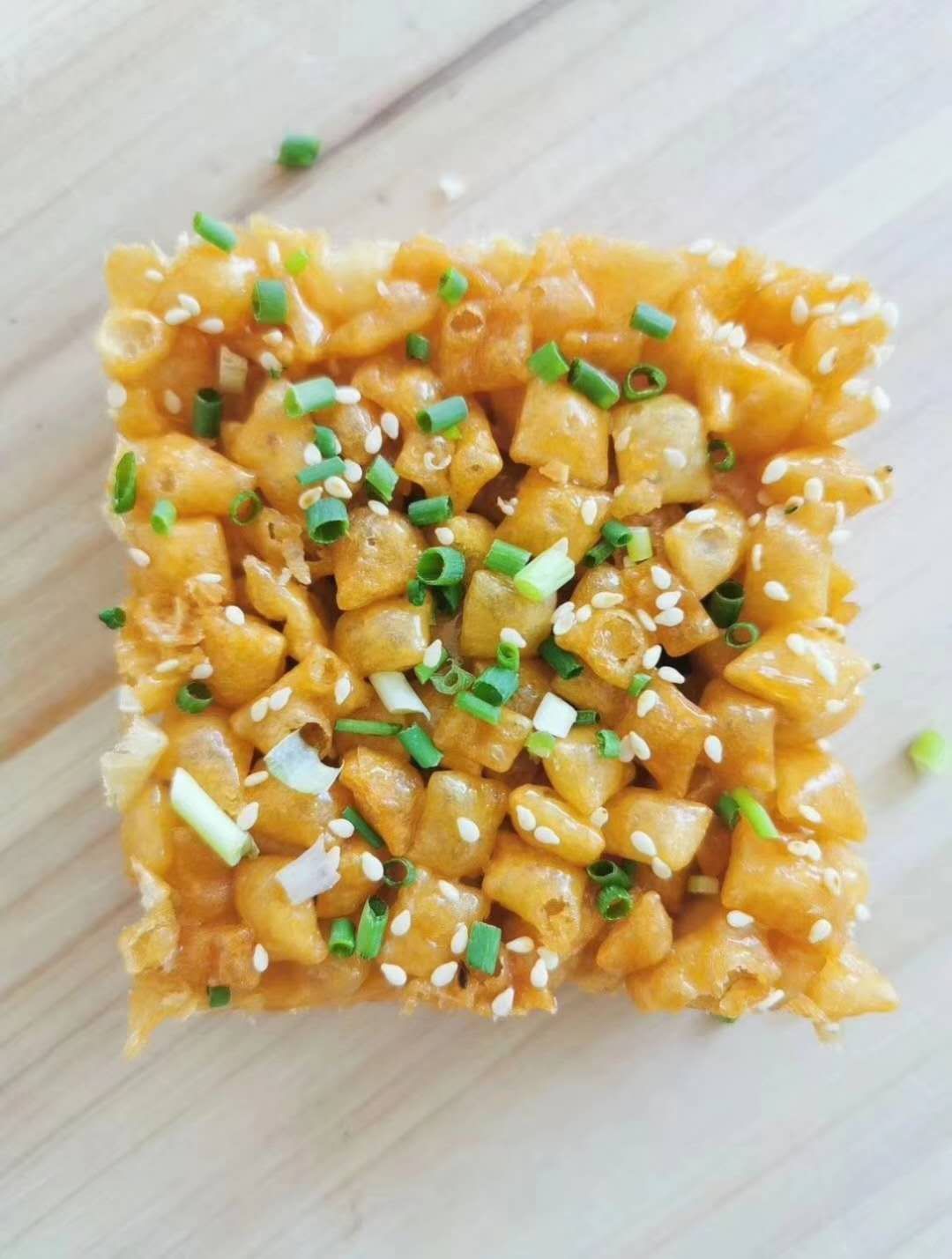  ♦童年回忆老牌沙琪玛，一款大家都喜欢吃的沙琪玛，吃一口回味