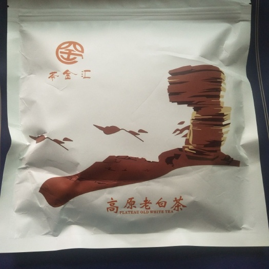 罗甸县 高原老白茶