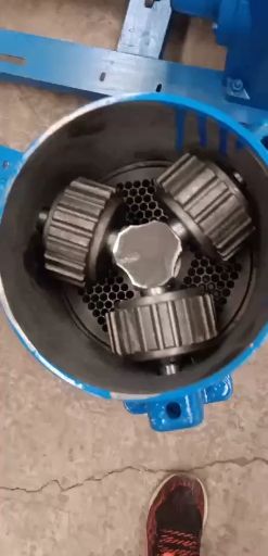 饲料颗粒机 160型号颗粒机，两相电，三个压轮，造粒机