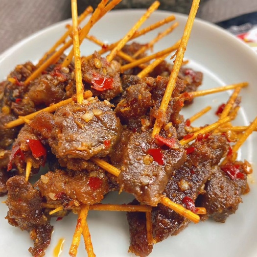 冷水江市 瑶妹麻辣黄牛肉牙签牛肉香辣纯手工100克
