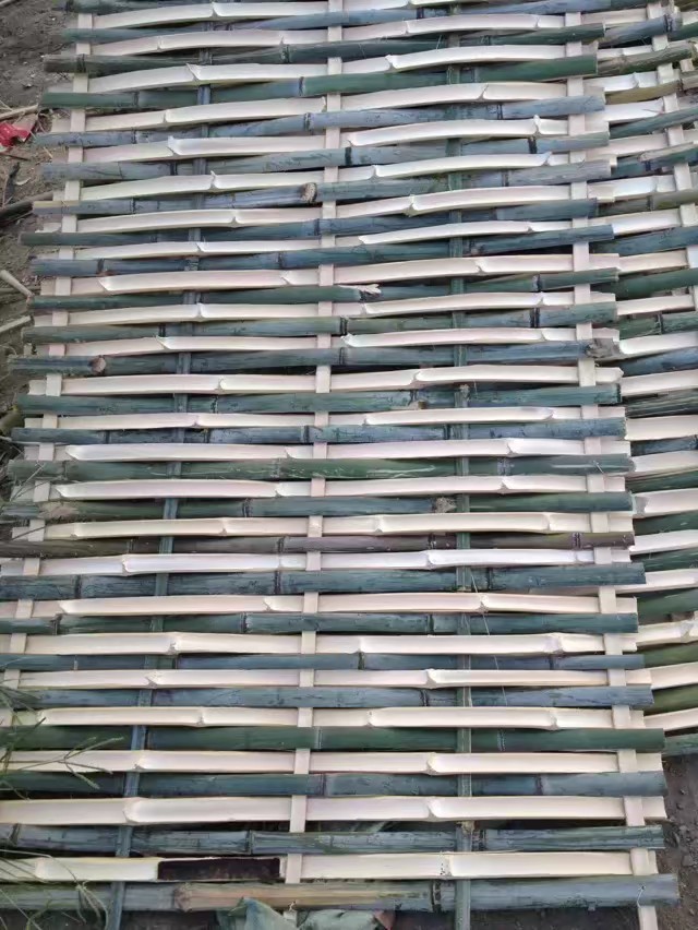 精品竹片脚手架工地建筑围栏竹巴片产地直销价格优惠