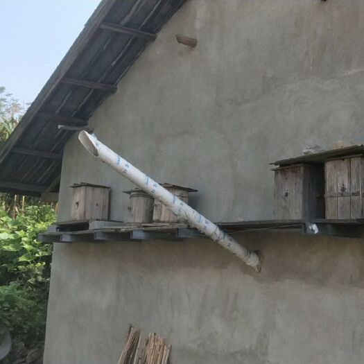 秭归县 少量高山土蜂蜜出售