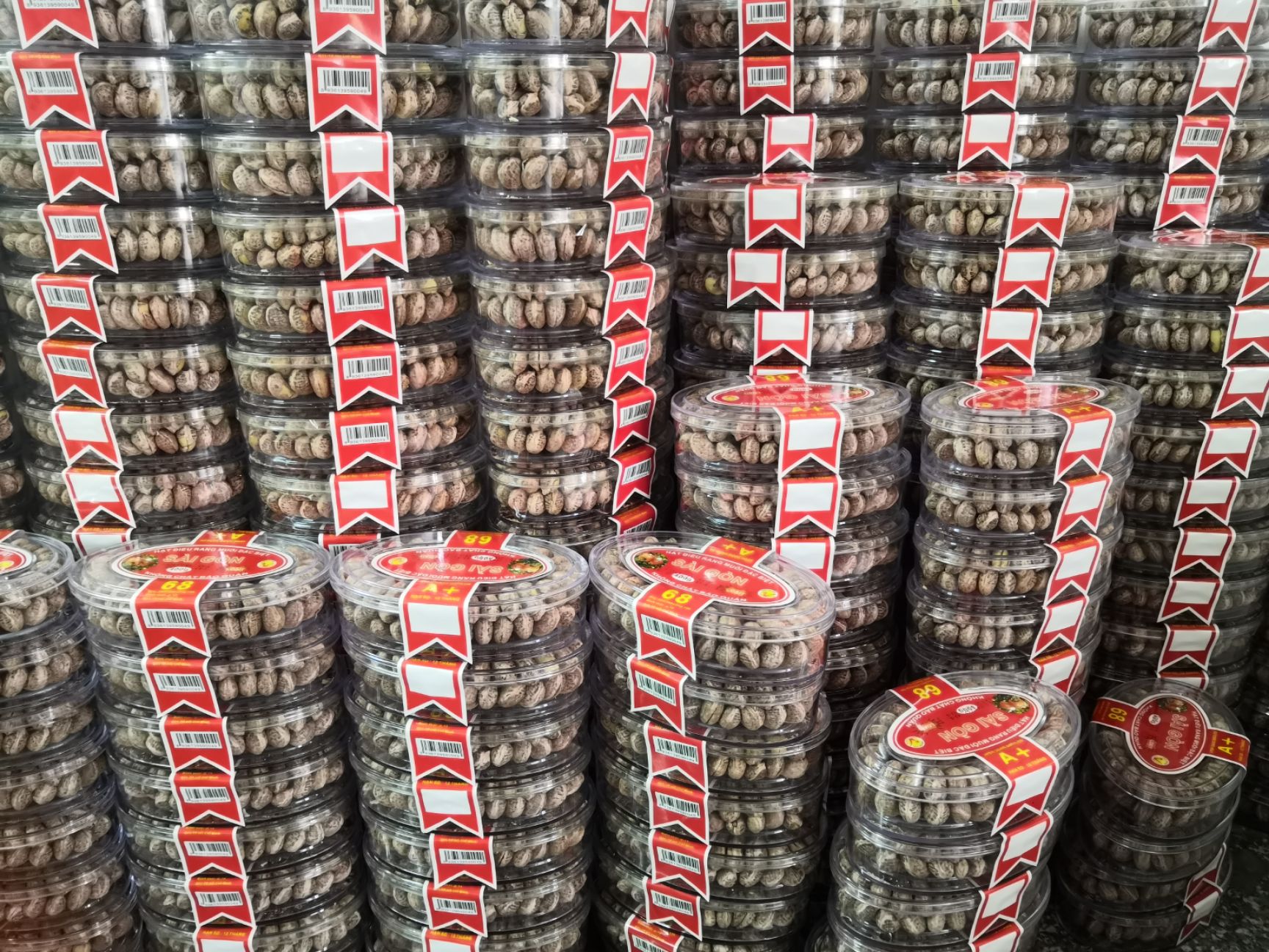 盐焗腰果  厂家直销 越南68A+大果 越南腰果扁盒腰果零食食品坚果代发