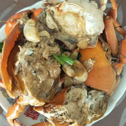 三门县三门青蟹味道鲜美，嫩肉