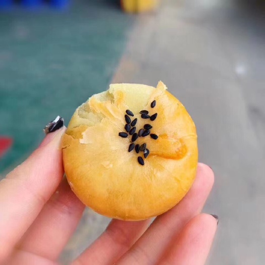 上林县蛋黄酥  火爆‮网全‬的金皇‮蛋记‬黄酥外皮‮到酥‬掉渣1箱12枚