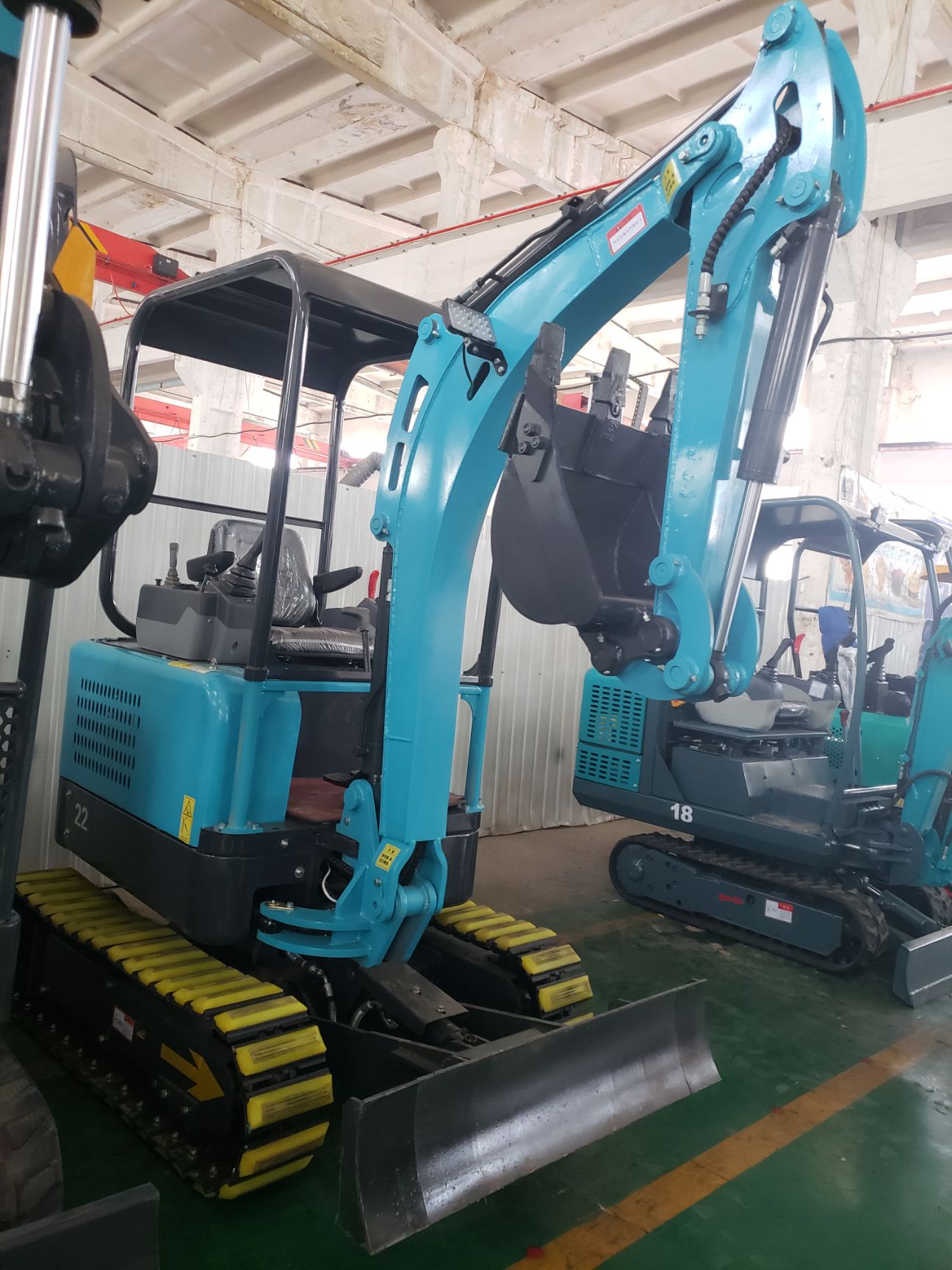  小型挖掘机履带挖掘机农用工程专用挖掘机