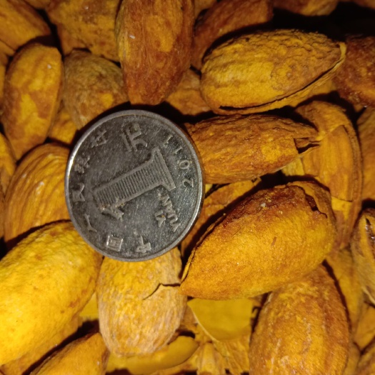 阿克陶县盐焗味巴旦木来啦... 味道很好 价格实惠