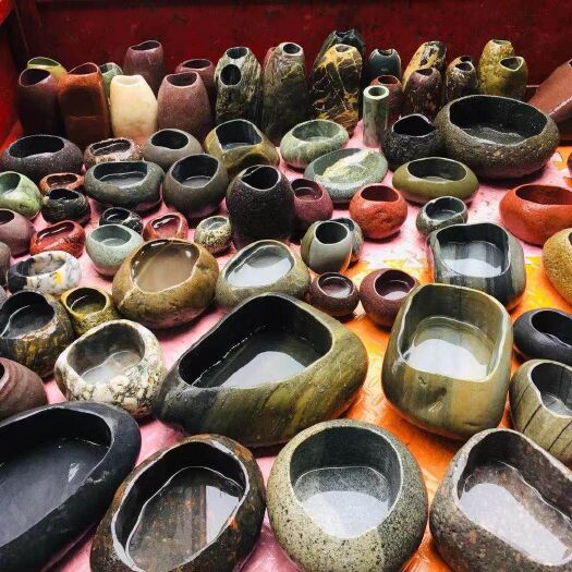 乐山 天然鹅卵石花盆花瓶工艺品