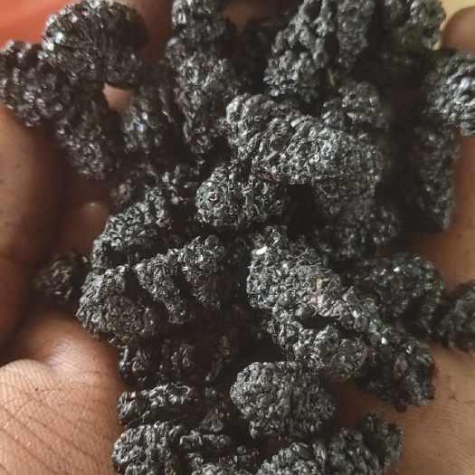 自然风干桑葚干，价格合理，