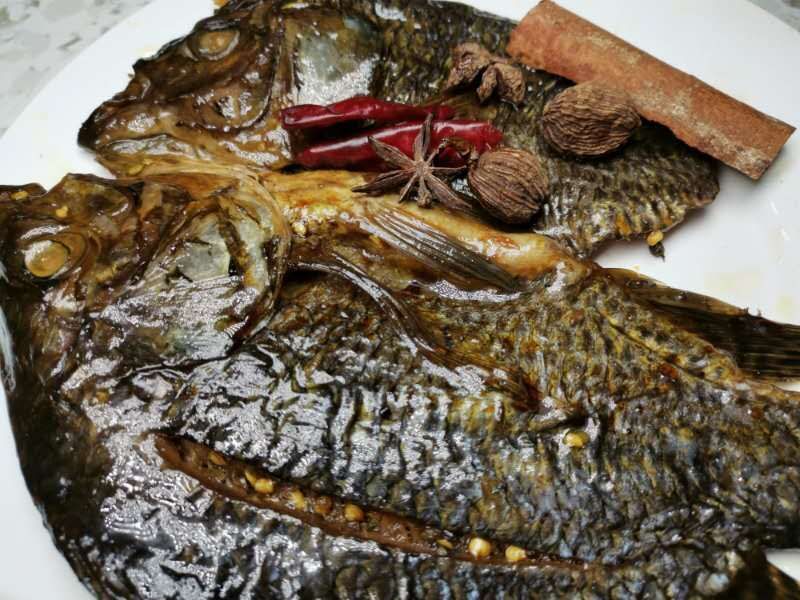  广西北部湾的酱板罗非鱼，给你淡水鱼的价格，吃出海鲜的