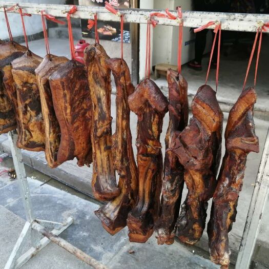 张家界土家腊肉 山货好吃不贵批发