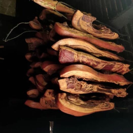 桑植县 湖南农家自制烟熏腊肉特产