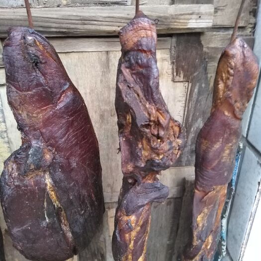 沅陵县 农家烟熏腊肉