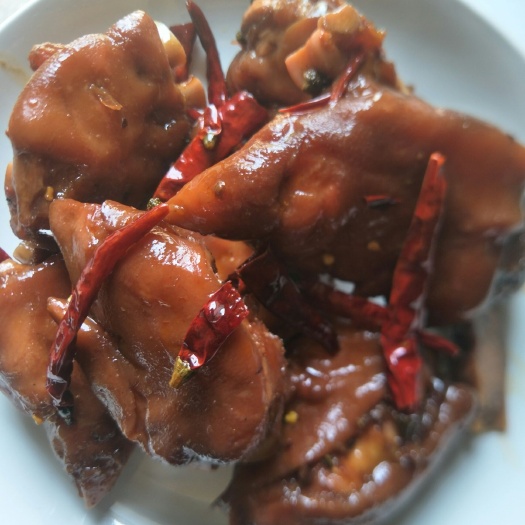 兰陵县卤鸡爪 秘麻辣猪蹄，麻辣鸡爪