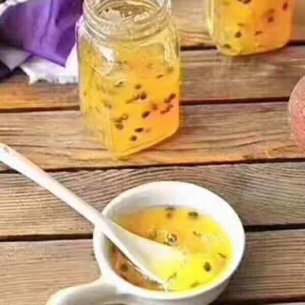 精选新鲜百香果，酸甜饱满，果香浓郁（包邮）