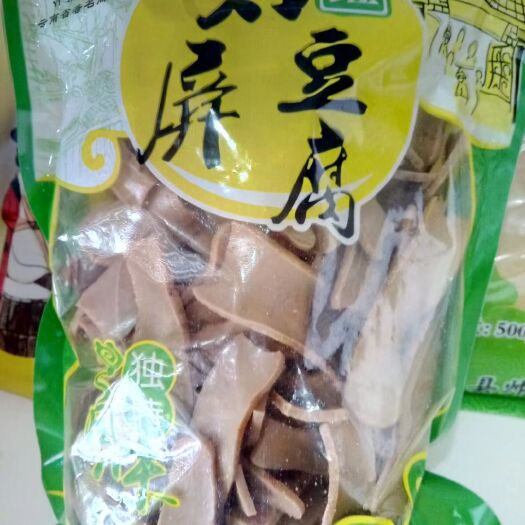 石屏县 石屏地道豆腐干，啤酒好搭配。
