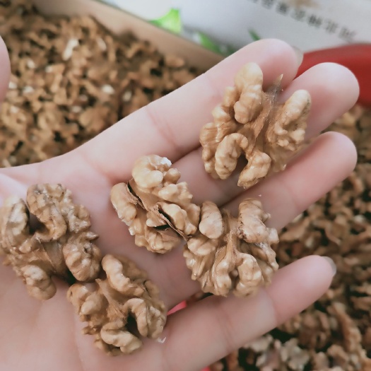 邢台 家长薄皮核桃  手工去皮！天然山货，绿色食品。无论自己吃还