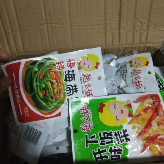  140袋7口味下饭菜小菜咸菜小包装组合榨菜整箱外卖增送工厂价