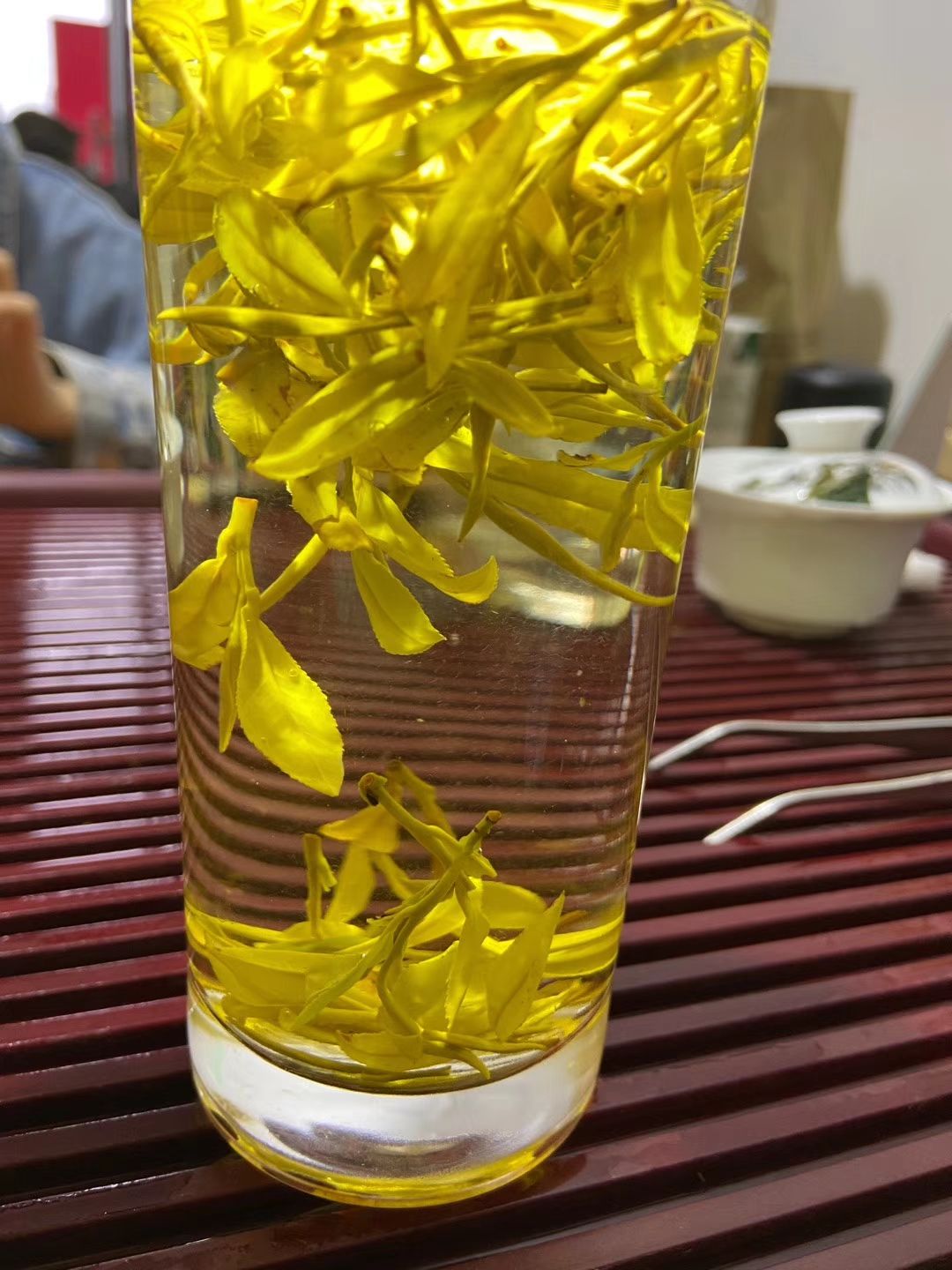 黄金茶白茶 1-2年