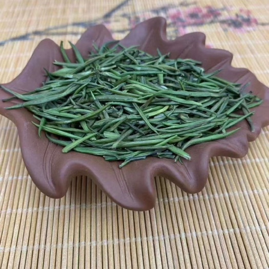 厦门雀舌 水中舞者