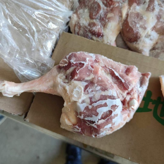  鸭腿