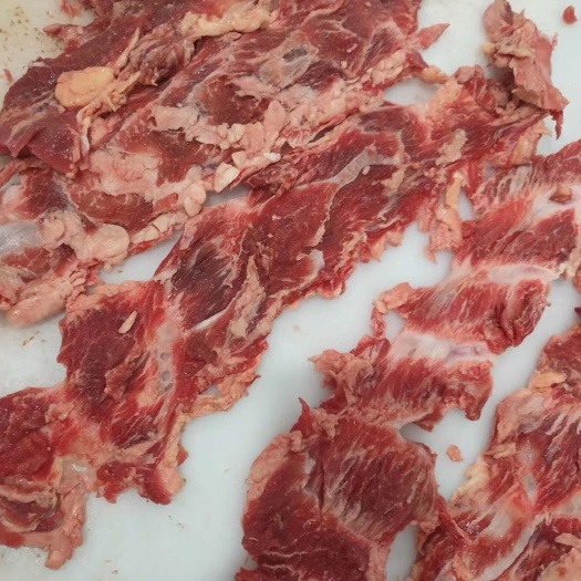 阳信县牛碎肉，纯干无水不调理，适合绞馅，炖炒，餐厅食堂食材