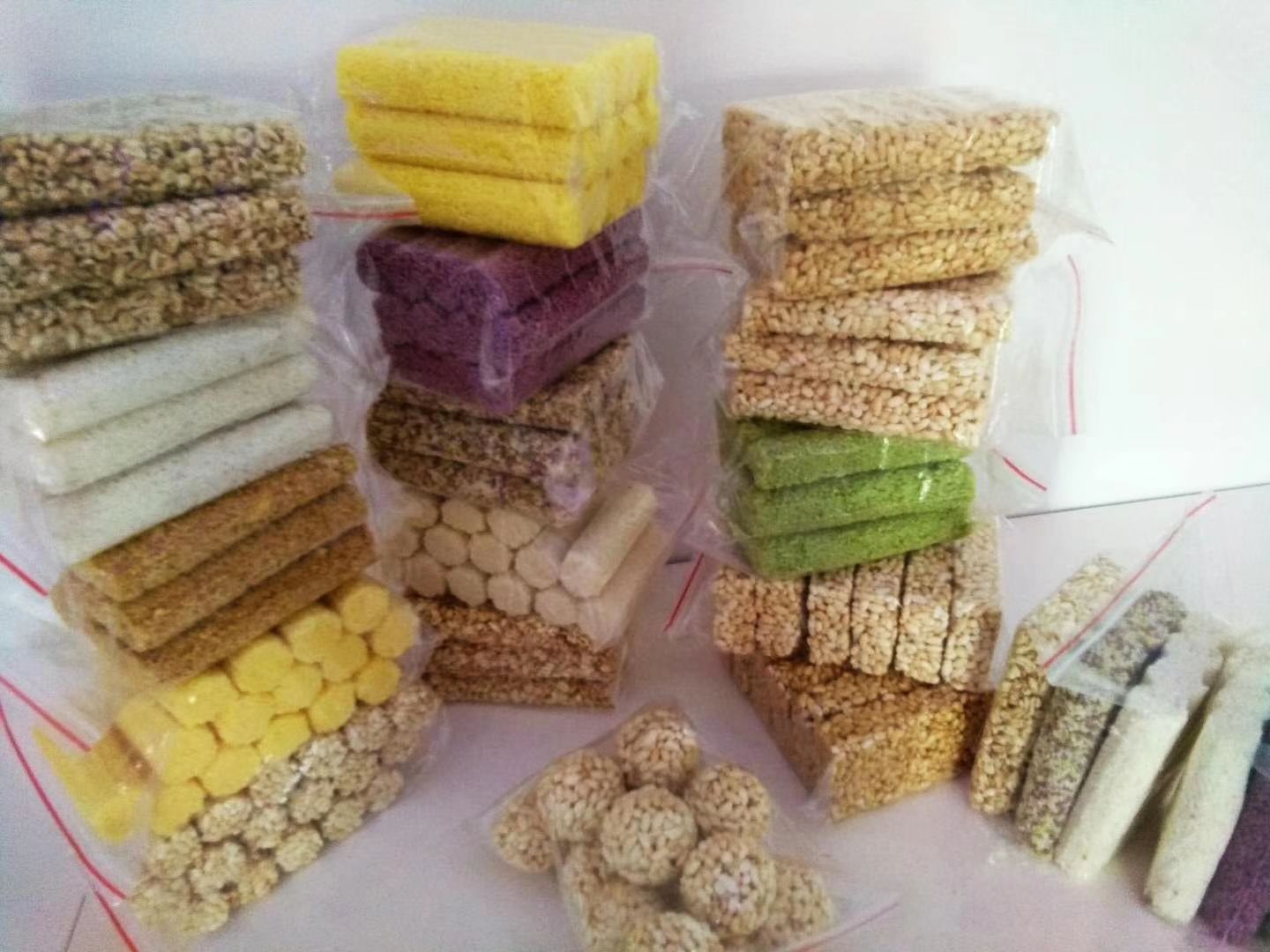 爆米花，燕麦酥，荞麦酥，紫米酥，大米酥，香米酥.小米酥，蛋
