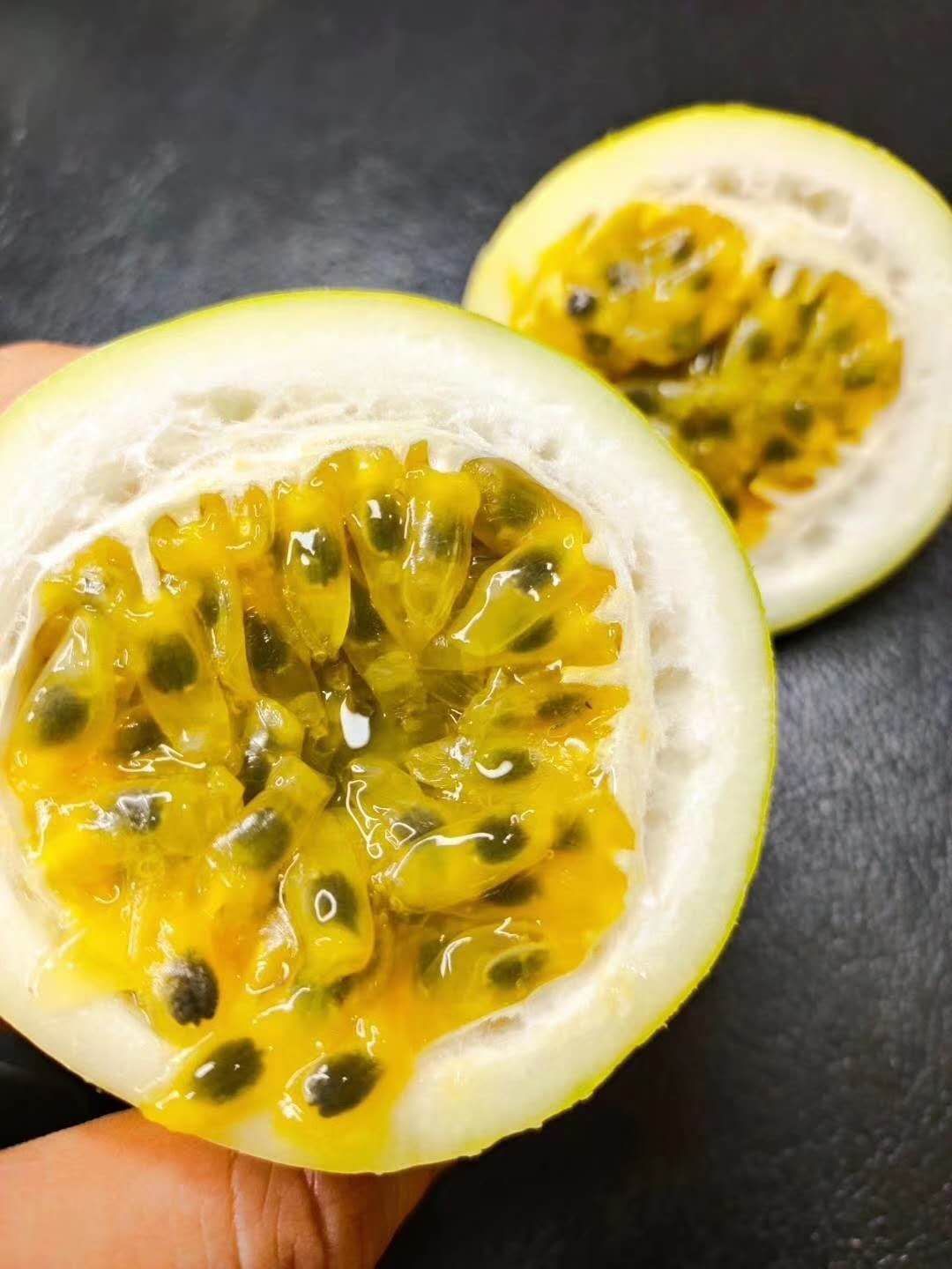 黄金百香果