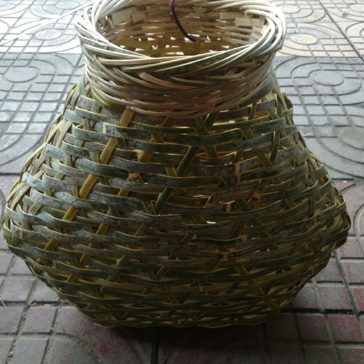 竹篓 茶篓或鱼篓