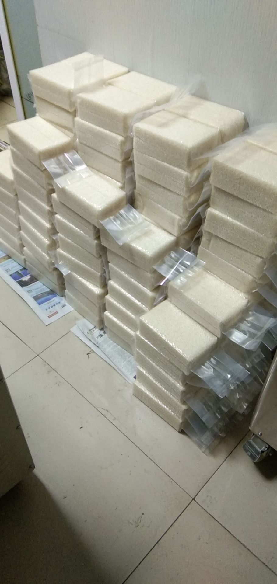 小丁 新米上市，东北大米，小米，
批发零售，各种真空包装