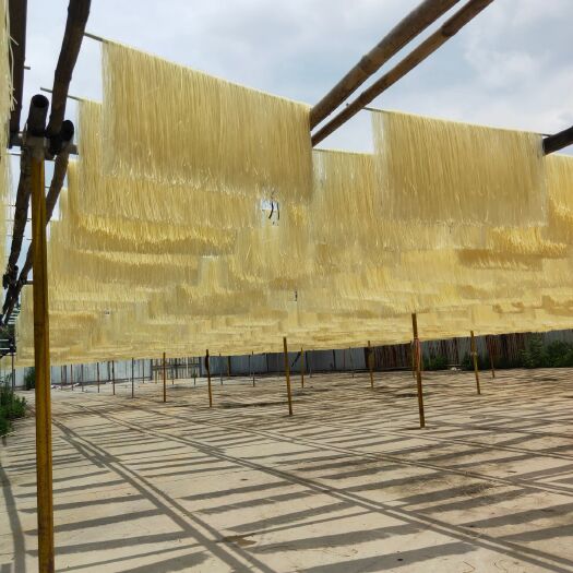 柳州 广西螺蛳粉之乡柳州螺蛳粉水磨米粉桂林米粉
