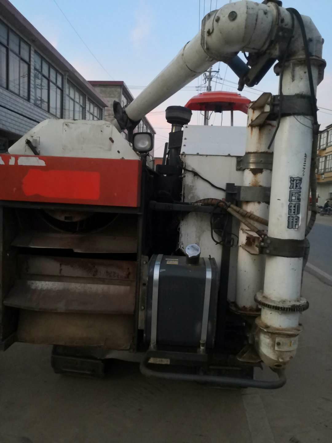  长期出售收割机 拖拉机