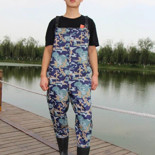 合肥养殖设备 下水裤半身防水衣服雨裤带雨鞋皮叉裤抓鱼全身男连体