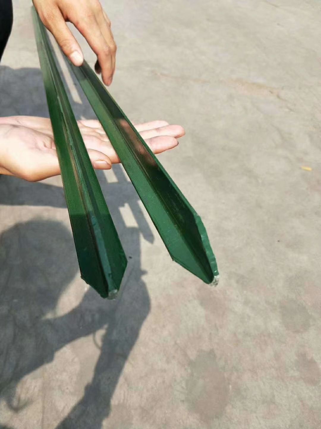 包邮荷兰网铁丝网Y型立柱加厚实心三角柱钢立柱围栏养殖尖头立柱