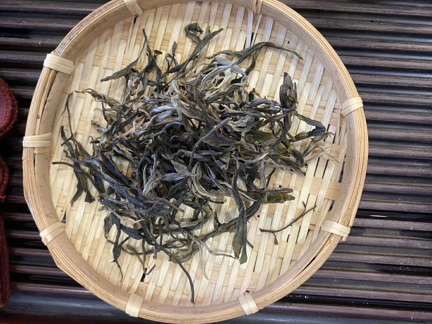 易武普洱茶 来自深山老林古树茶、花香扑鼻、口感甜润、让你喝出大山的气香味