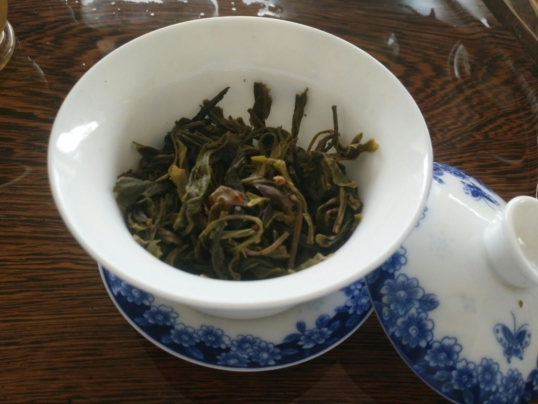 晒青毛茶 2020年云南省临沧市云县春中茶，价格便宜，口感好