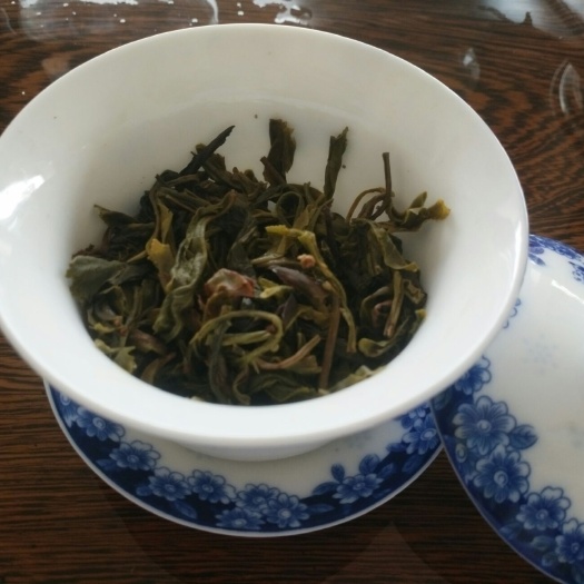 晒青毛茶 2020年云南省临沧市云县春中茶，价格便宜，口感好
