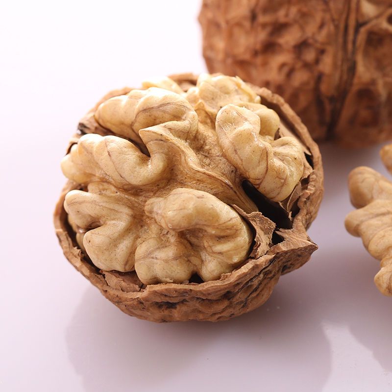  云南纸皮核桃干果零食坚果薄皮核桃新货核桃儿童坚果零食批发