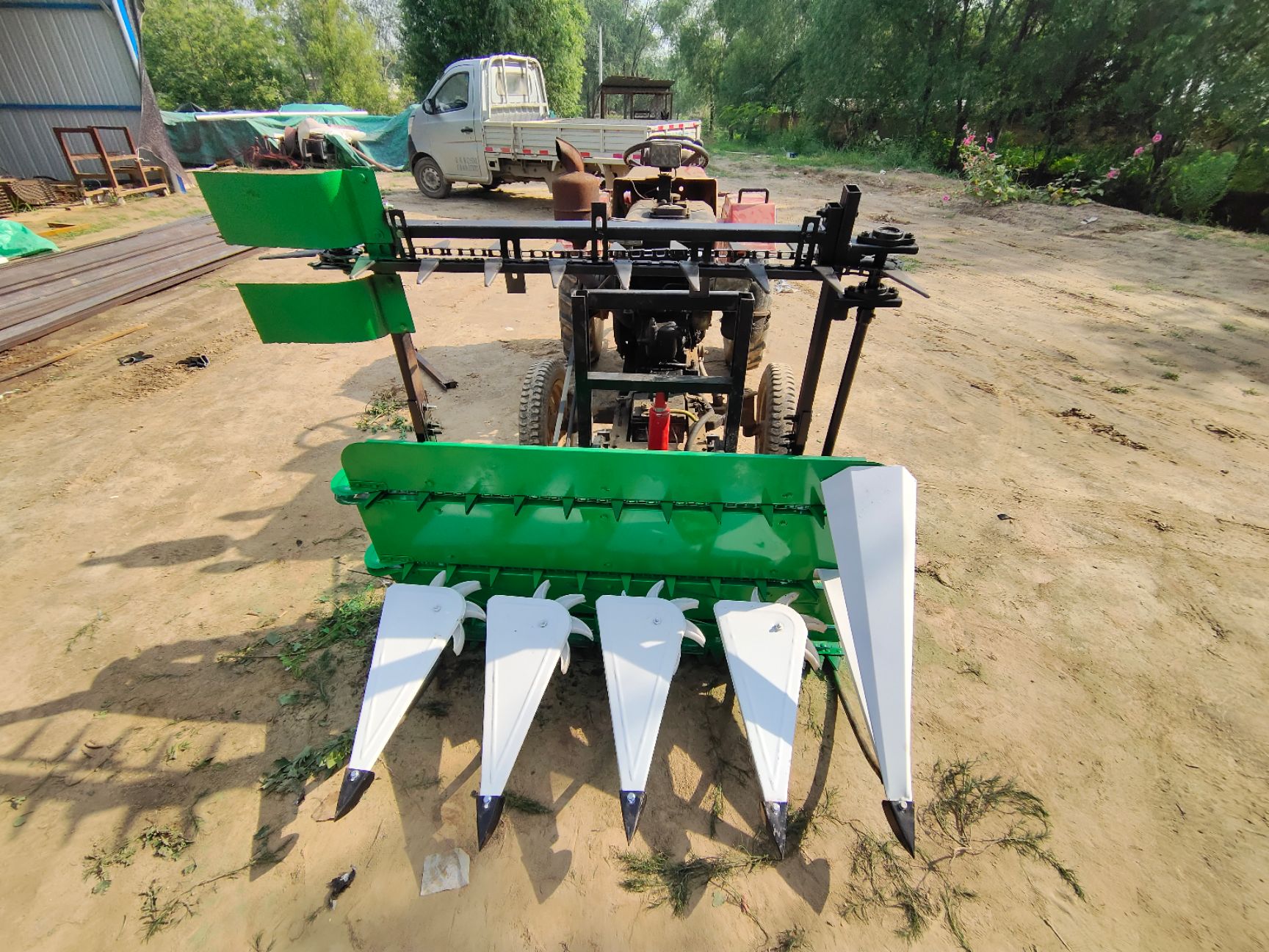  多功能药材玉米割晒机  苜蓿辣椒谷子艾草收割机